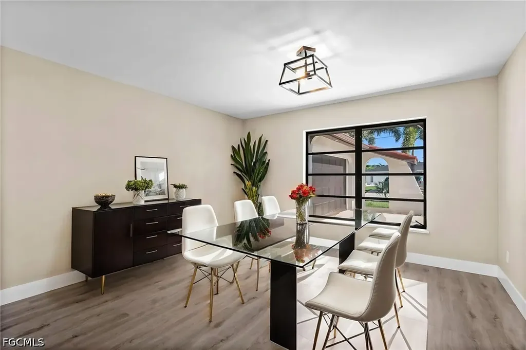920 SE 16th Terrace Cape Coral FL 33990