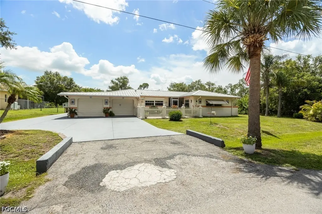 1010 Michael Avenue Lehigh Acres FL 33936