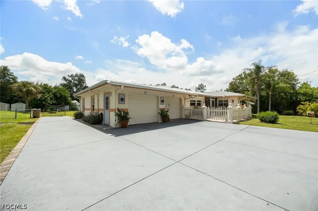 1010 Michael Avenue Lehigh Acres FL 33936