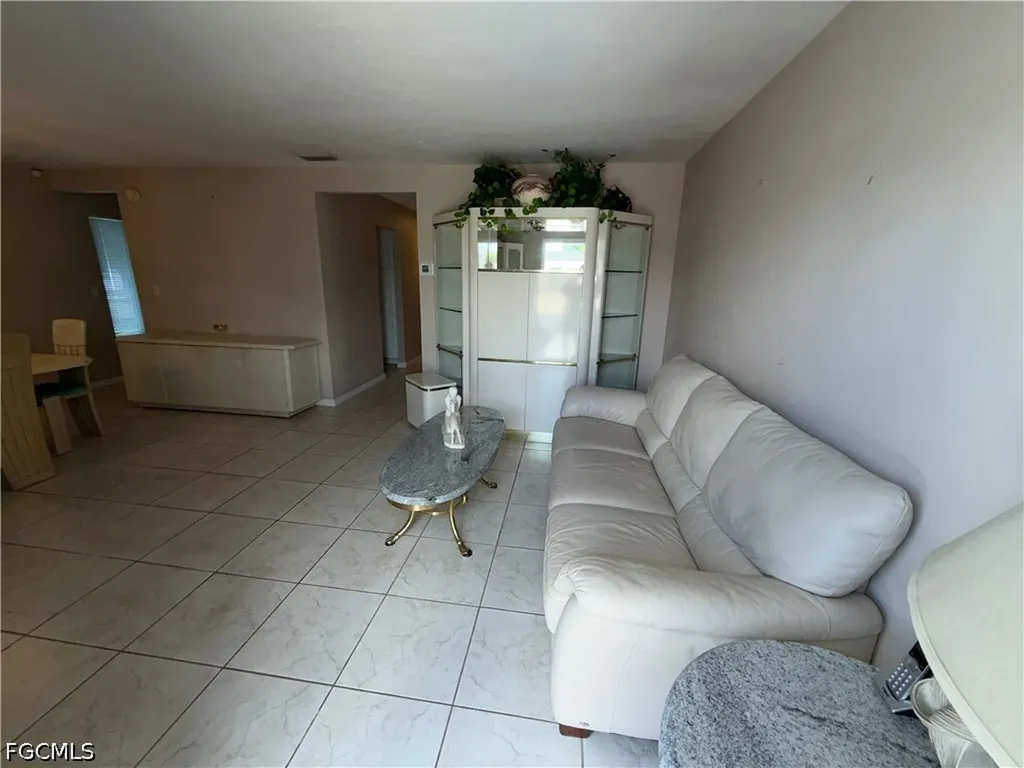 25 Temple Court Lehigh Acres FL 33936