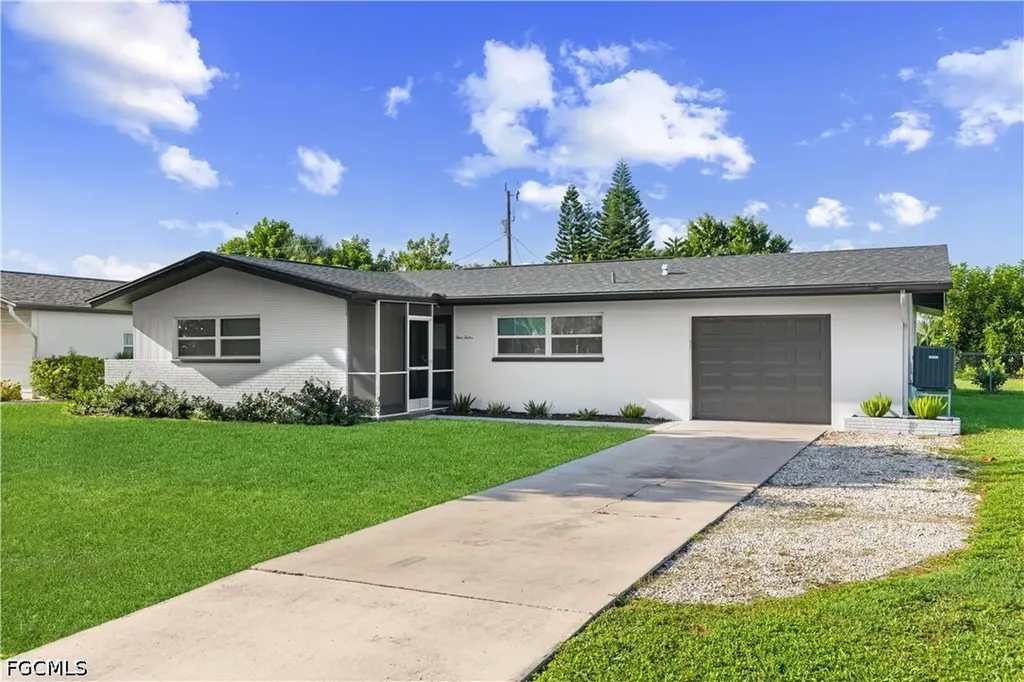 412 El Dorado Parkway E Cape Coral FL 33904