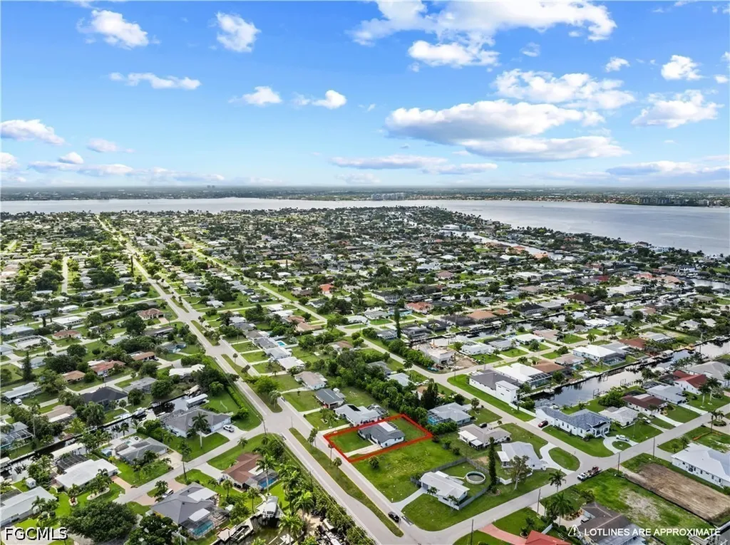 412 El Dorado Parkway E Cape Coral FL 33904