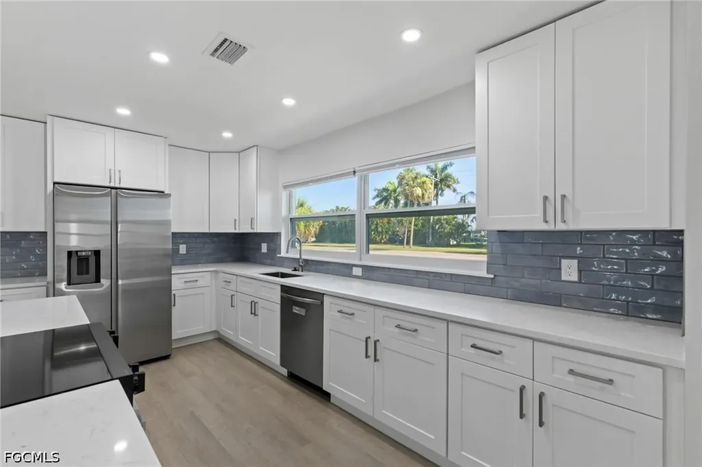 412 El Dorado Parkway E Cape Coral FL 33904