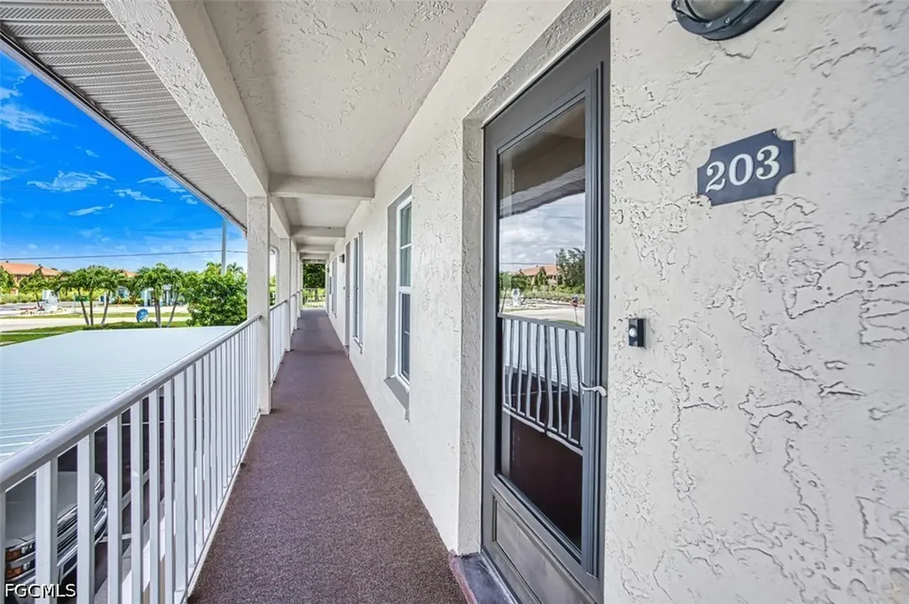 16001 Dublin Circle Fort Myers FL 33908