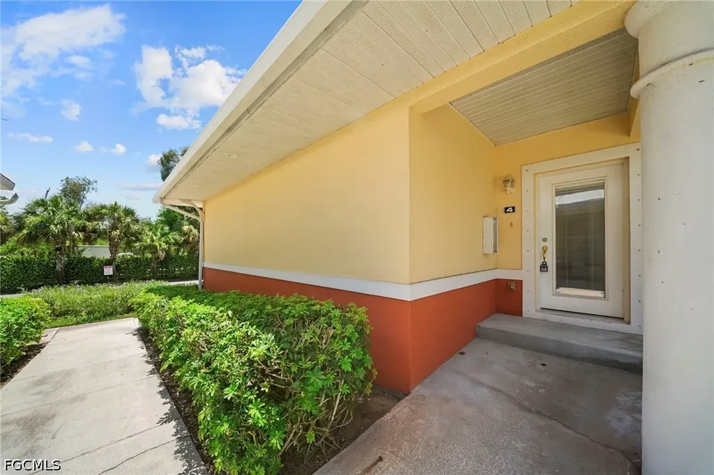 5370 Park Road Fort Myers FL 33908