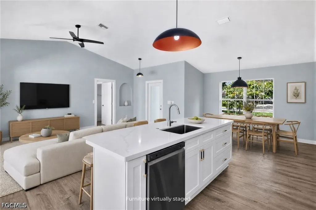 15579 Spring Line Lane Fort Myers FL 33905