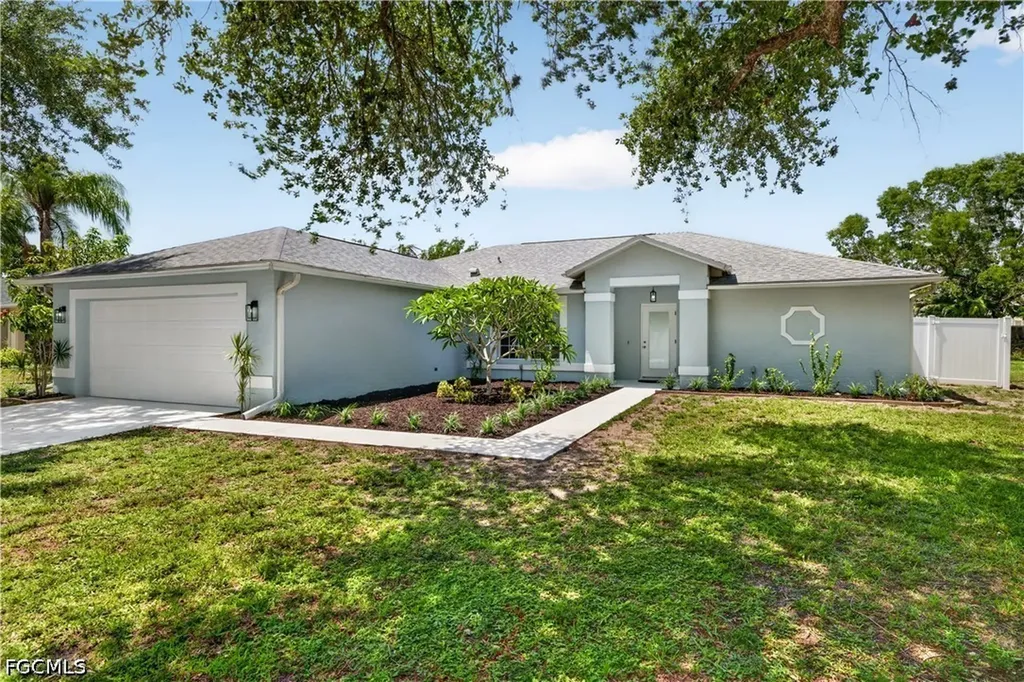15579 Spring Line Lane Fort Myers FL 33905