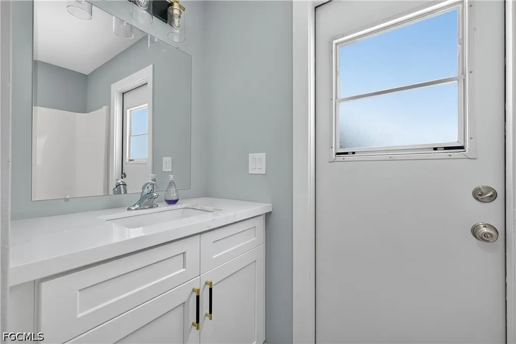 15579 Spring Line Lane Fort Myers FL 33905