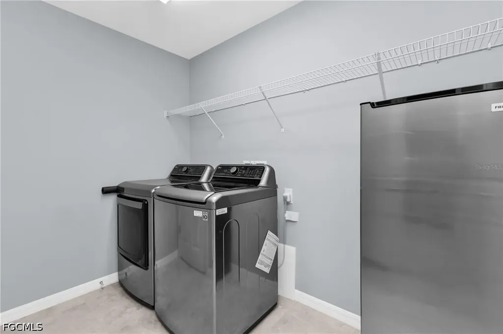 2926 NW 25th Street Cape Coral FL 33993