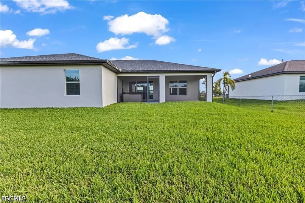 2926 NW 25th Street Cape Coral FL 33993