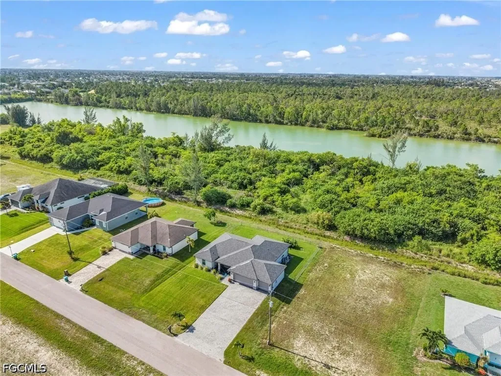 2926 NW 25th Street Cape Coral FL 33993
