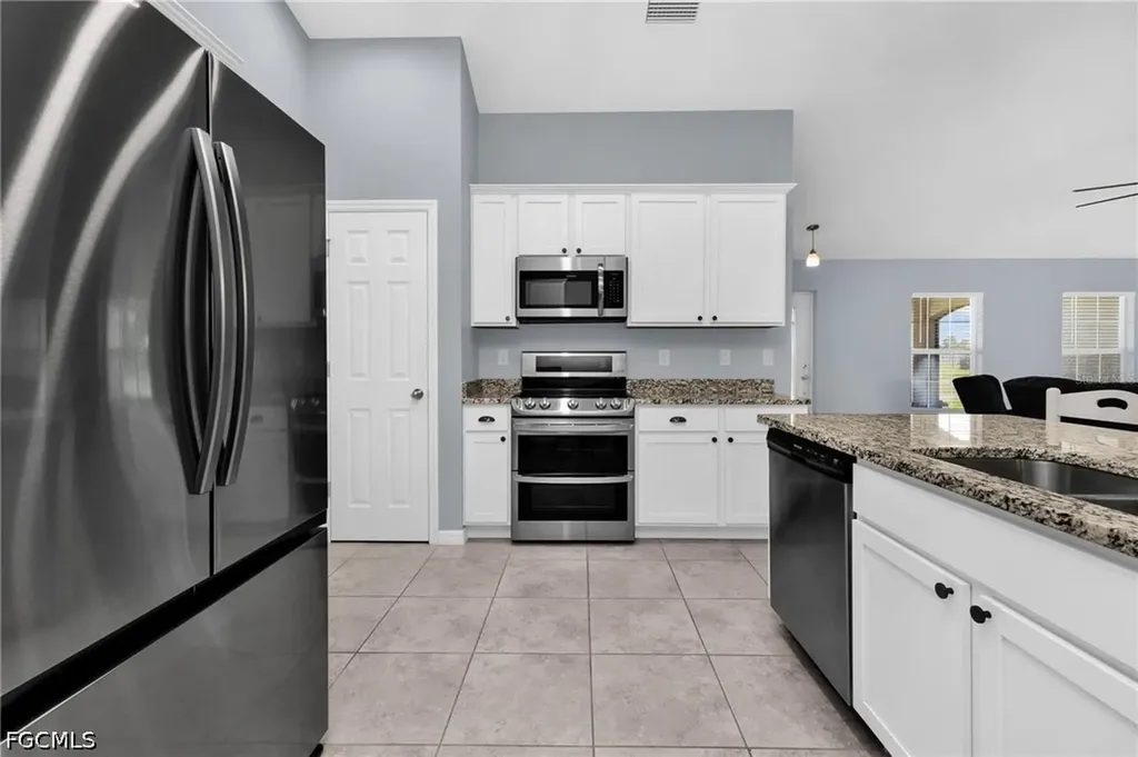 2926 NW 25th Street Cape Coral FL 33993