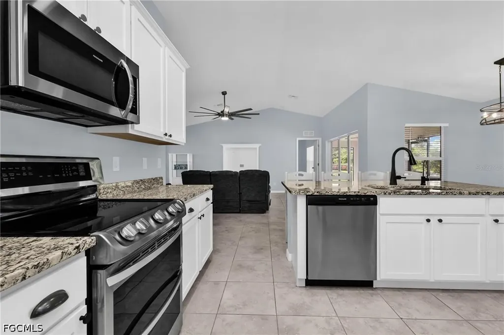 2926 NW 25th Street Cape Coral FL 33993
