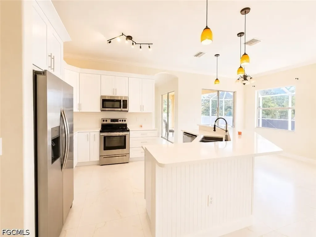 200 NW 7th Terrace Cape Coral FL 33993