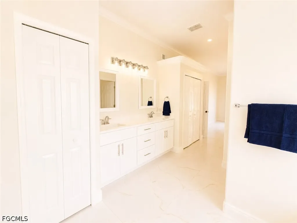 200 NW 7th Terrace Cape Coral FL 33993