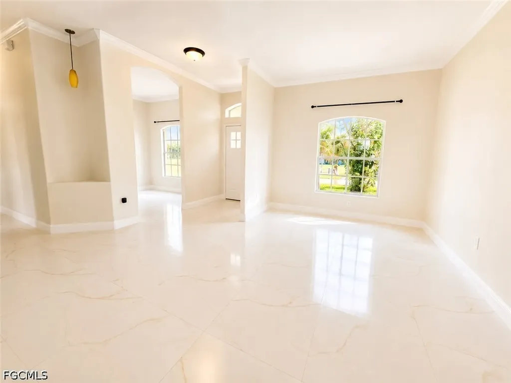 200 NW 7th Terrace Cape Coral FL 33993