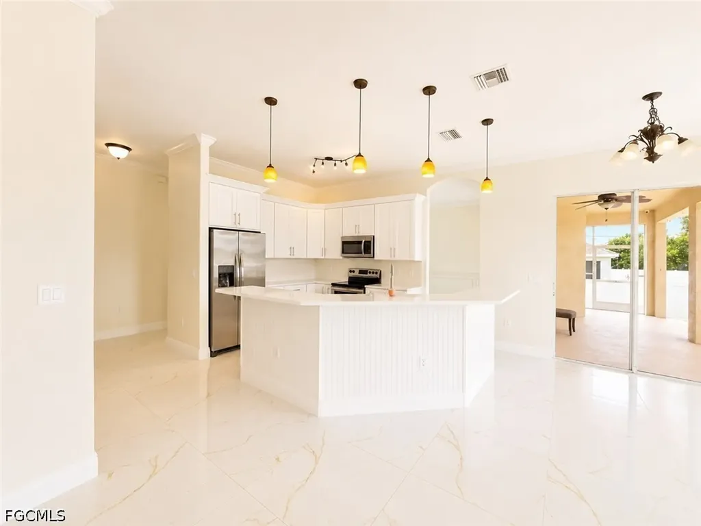 200 NW 7th Terrace Cape Coral FL 33993
