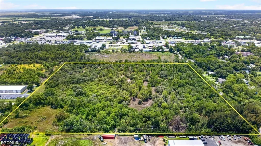 E Lincoln Avenue Labelle FL 33935
