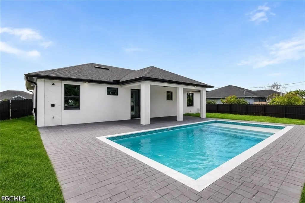 1414 NE 18th Avenue Cape Coral FL 33909