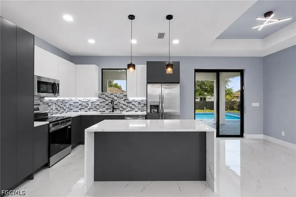 1414 NE 18th Avenue Cape Coral FL 33909