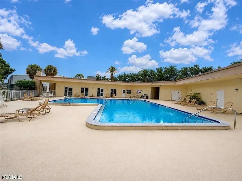 2079 Barkeley Lane Fort Myers FL 33907