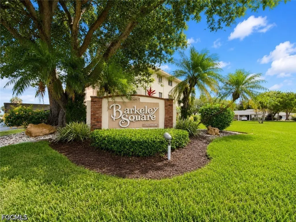 2079 Barkeley Lane Fort Myers FL 33907