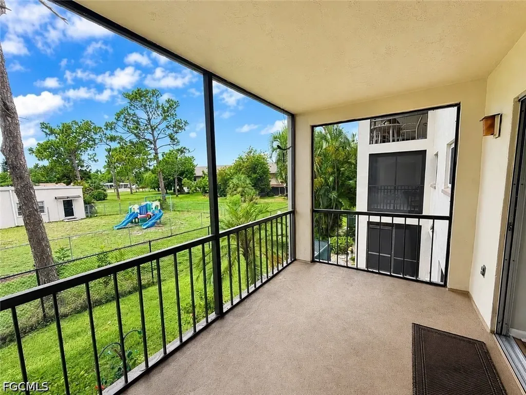 2079 Barkeley Lane Fort Myers FL 33907