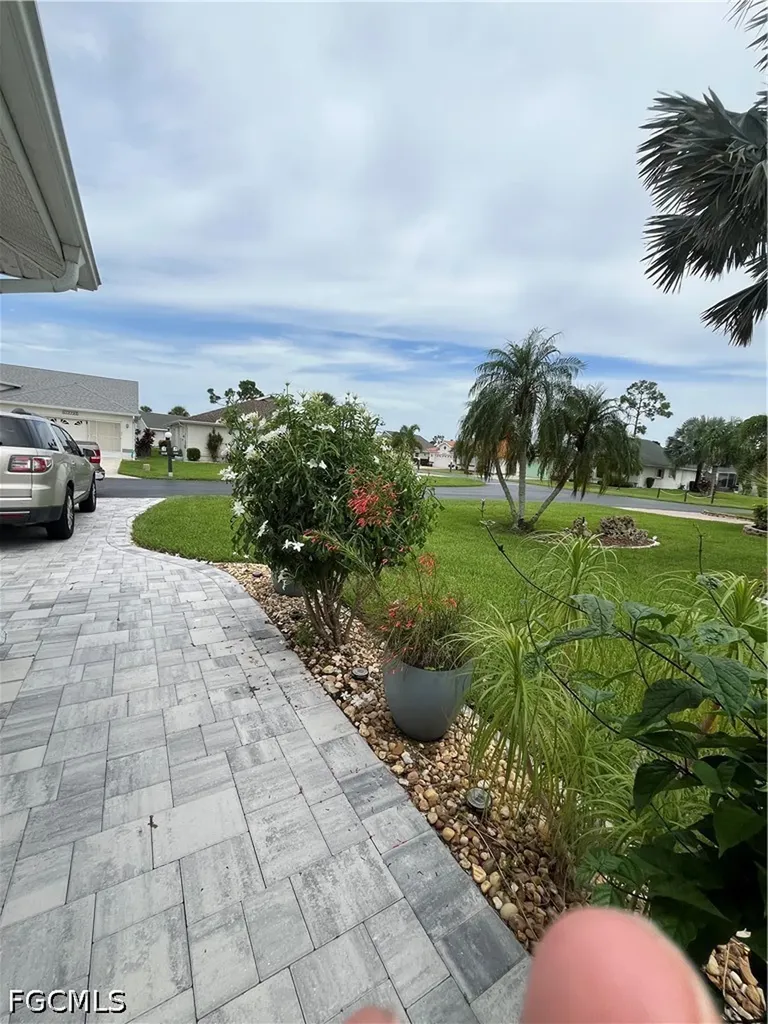 17751 Pineapple Palm Court North Fort Myers FL 33917