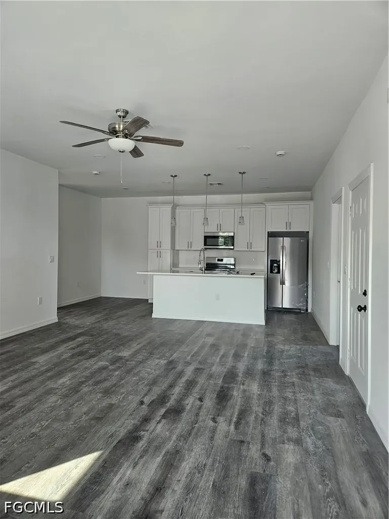 4849-4851 30th Street SW Lehigh Acres FL 33973