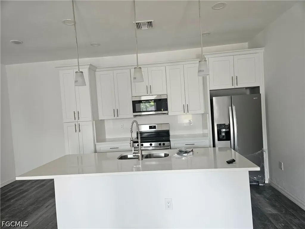 4849-4851 30th Street SW Lehigh Acres FL 33973