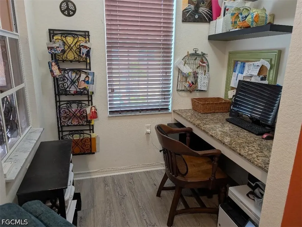 1813 Concordia Lake Circle Cape Coral FL 33909
