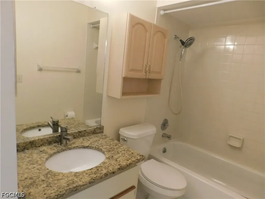 15140 Riverbend Boulevard North Fort Myers FL 33917