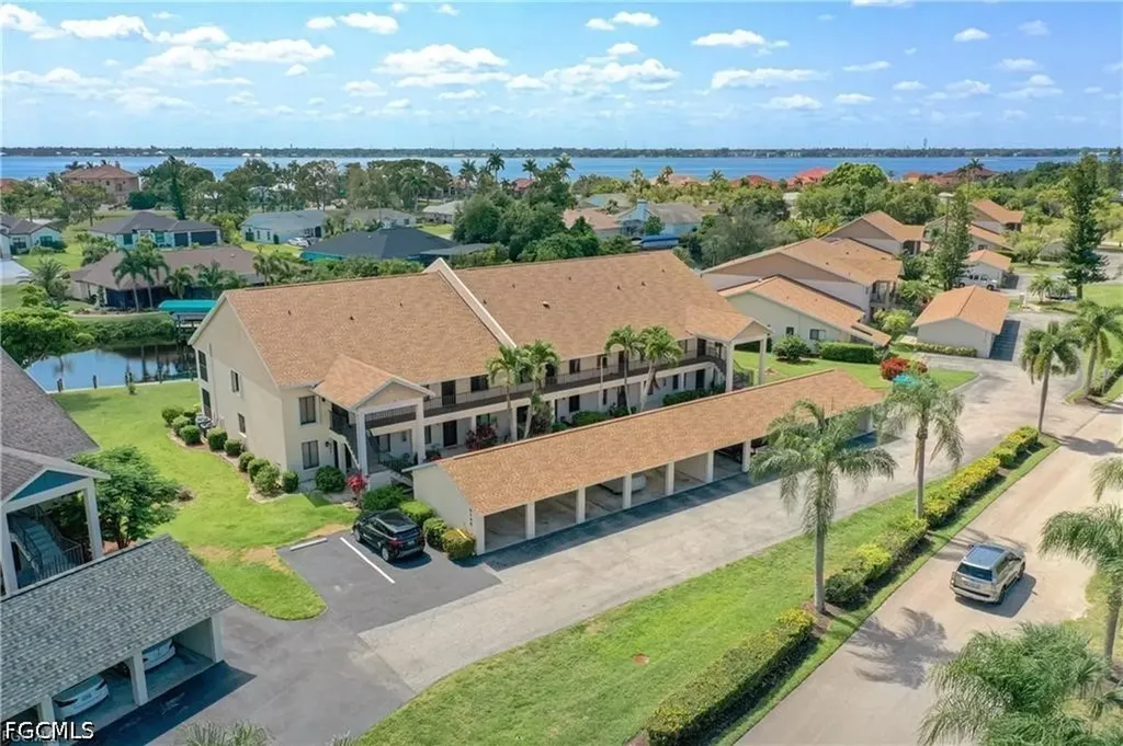 15140 Riverbend Boulevard North Fort Myers FL 33917