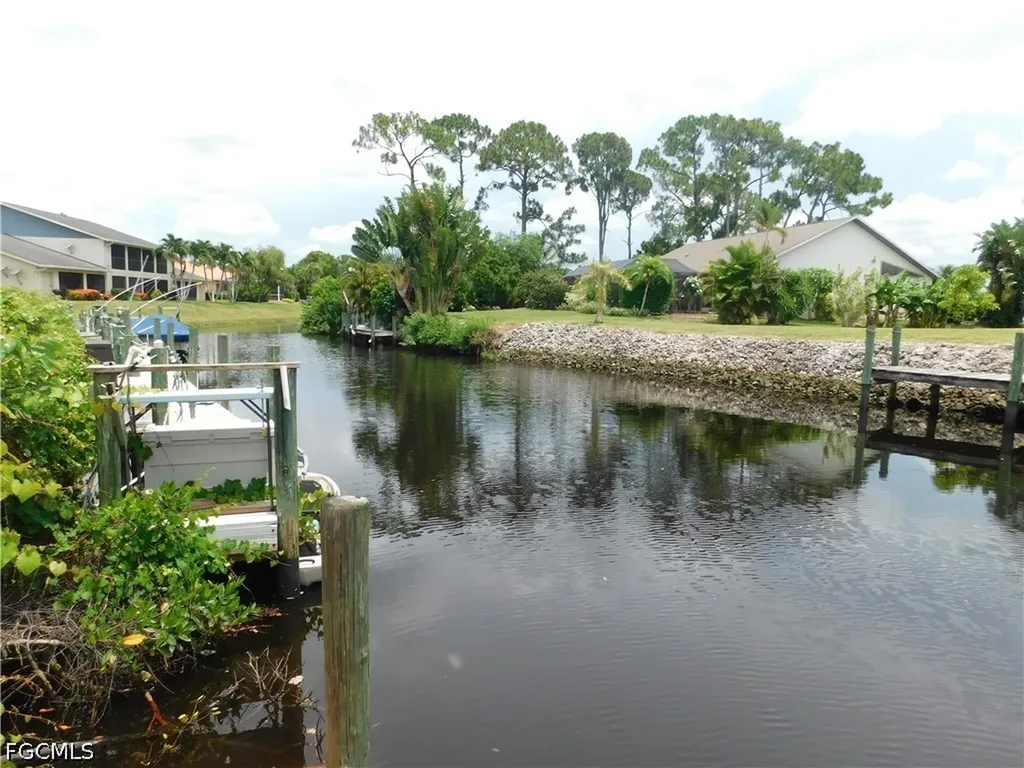 15140 Riverbend Boulevard North Fort Myers FL 33917