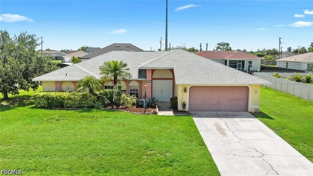 Cape Coral FL, 2021 NW Juanita Place