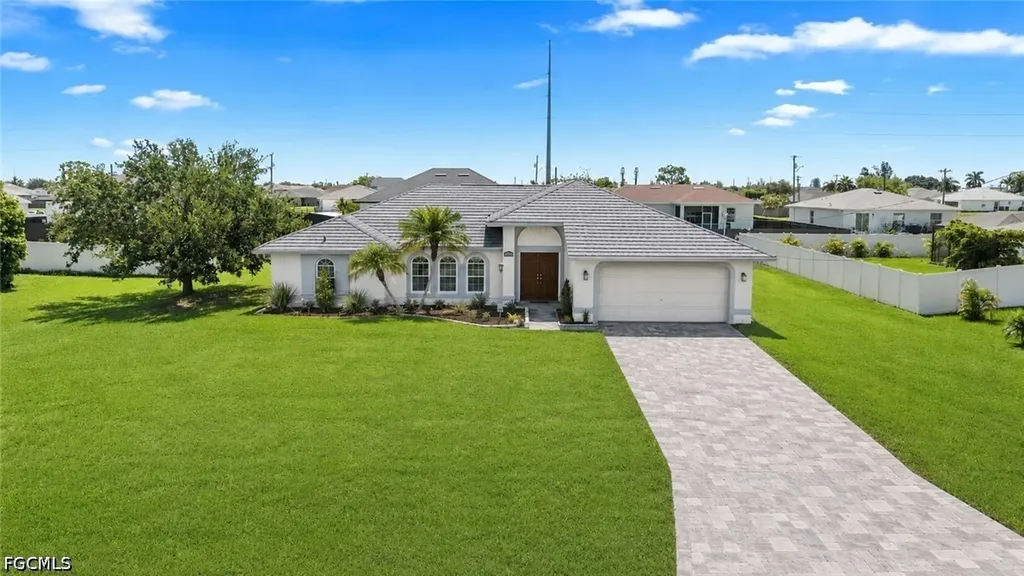 2021 NW Juanita Place Cape Coral FL 33993