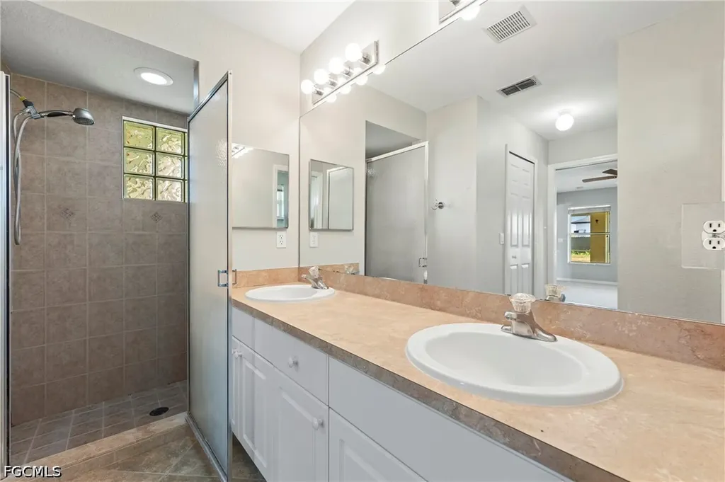 2021 NW Juanita Place Cape Coral FL 33993