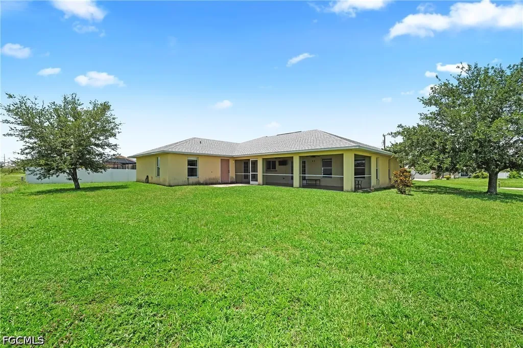 2021 NW Juanita Place Cape Coral FL 33993