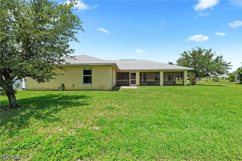2021 NW Juanita Place Cape Coral FL 33993