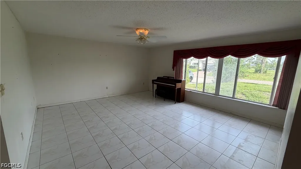 2815 NW 26th Terrace Cape Coral FL 33993