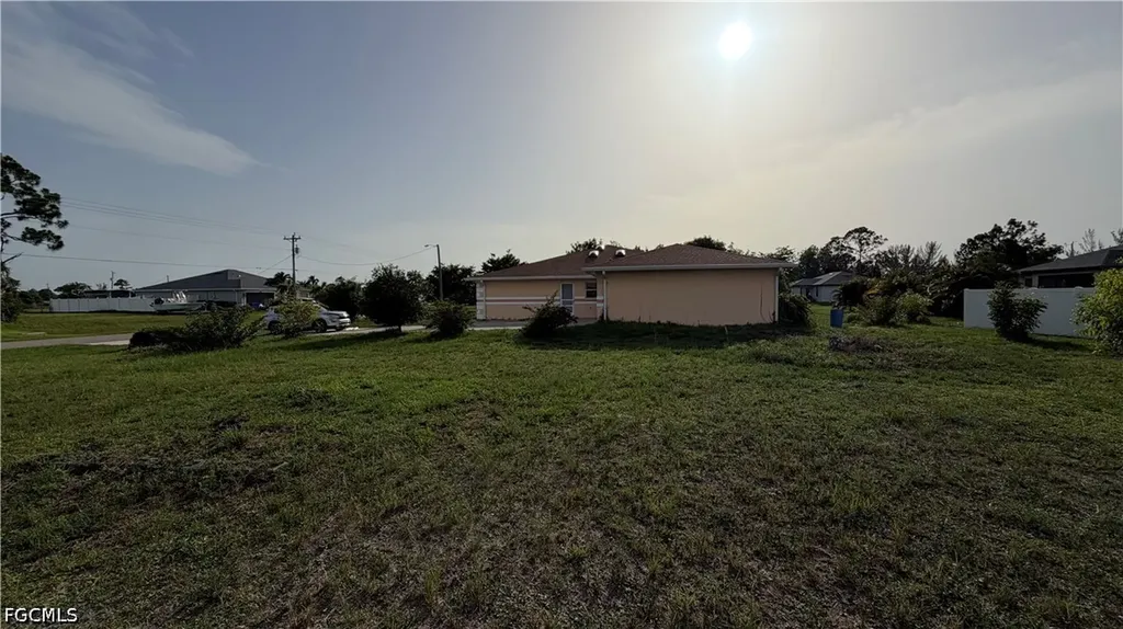 2815 NW 26th Terrace Cape Coral FL 33993