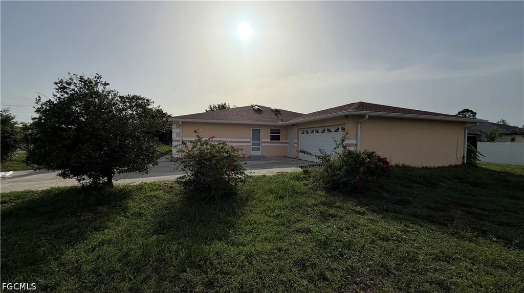 2815 NW 26th Terrace Cape Coral FL 33993