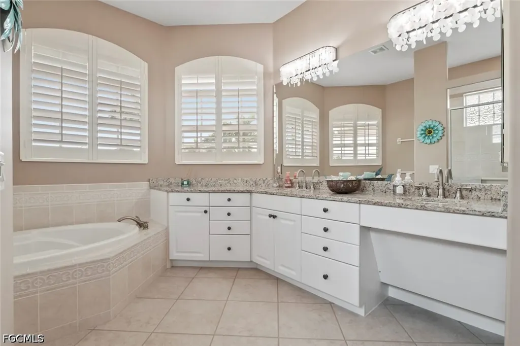 8348 Southwind Bay Circle Fort Myers FL 33908
