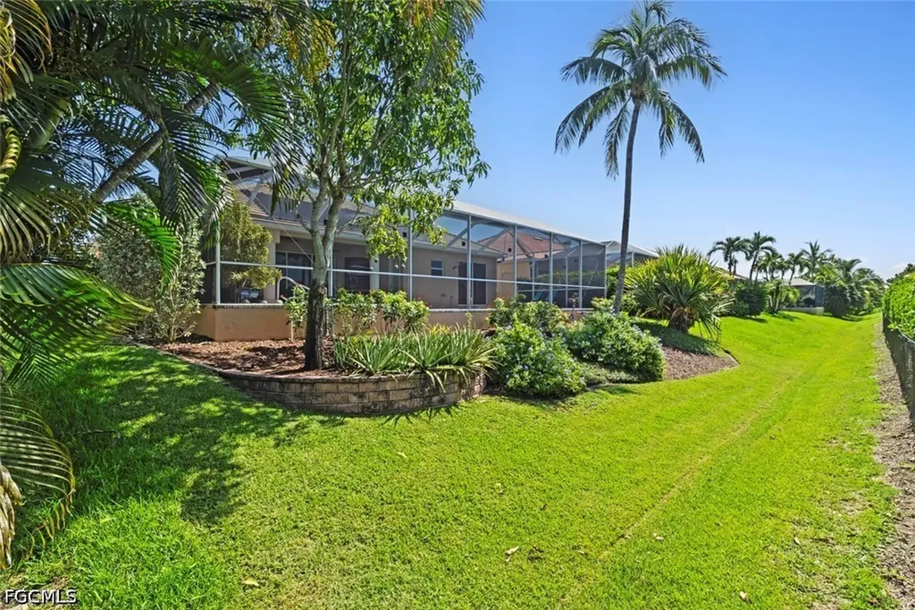 8348 Southwind Bay Circle Fort Myers FL 33908