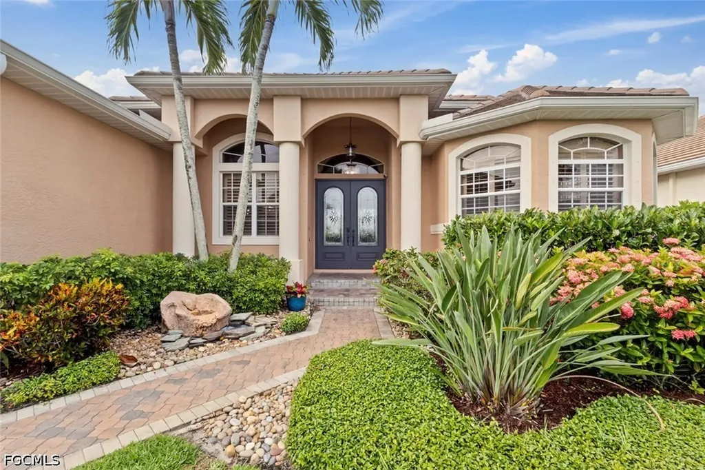 8348 Southwind Bay Circle Fort Myers FL 33908