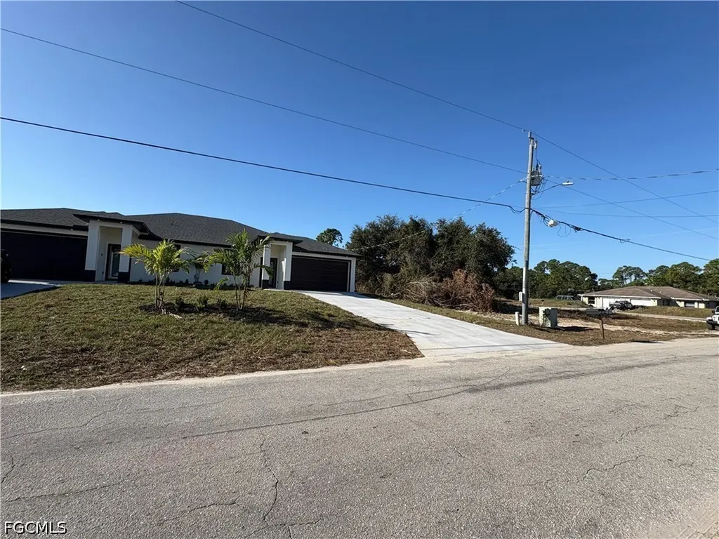 4622 26th Street SW Lehigh Acres FL 33973