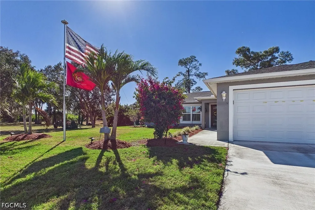 3008 Redwood Lane Labelle FL 33935