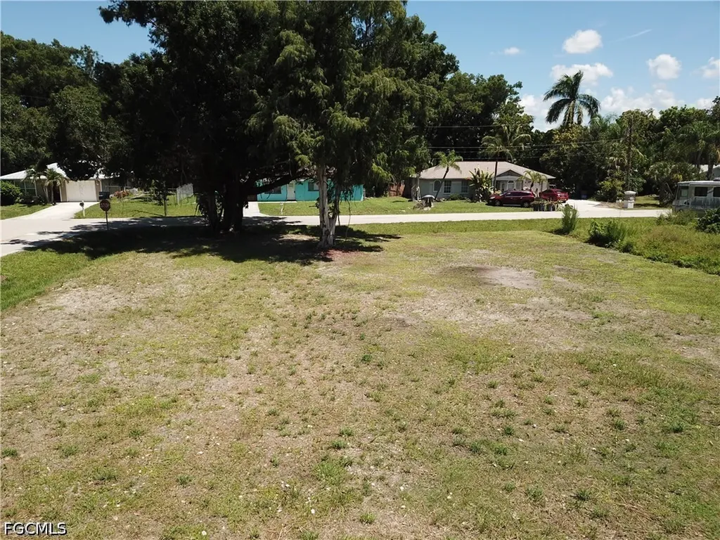 13201 5th Street Fort Myers FL 33905