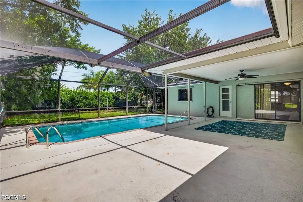 1634 Country Club Boulevard Cape Coral FL 33990