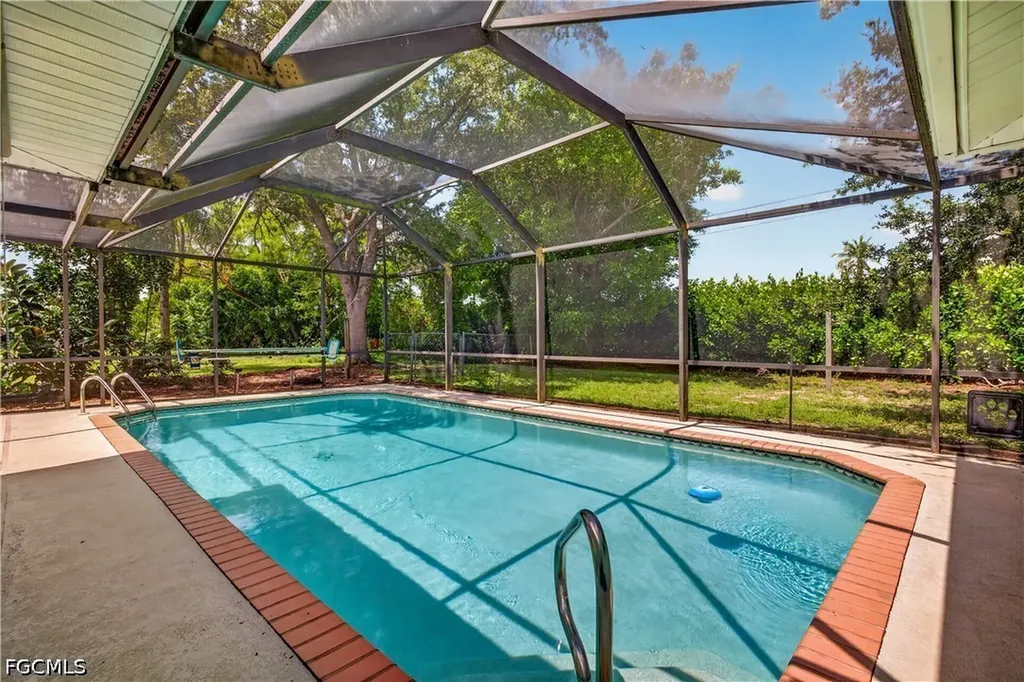 1634 Country Club Boulevard Cape Coral FL 33990